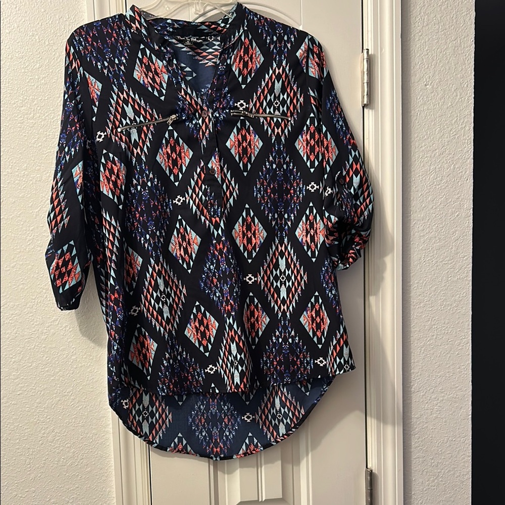 Time to Bloom western 3/4 Sleeve Blouse with Mandarin collar. Size Medium